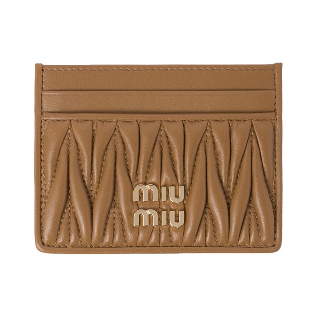Miu Miu Matelassé Nappa Leather Card HolderAccessoriesMiu MiuDPUS Designer Outlet1541241766058050242963191CaramelMiu Miu Matelassé Nappa Leather Card Holder