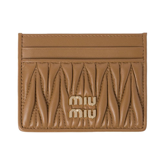 Miu Miu Matelassé Nappa Leather Card HolderAccessoriesMiu MiuDPUS Designer Outlet1541241766058050242963191CaramelMiu Miu Matelassé Nappa Leather Card Holder