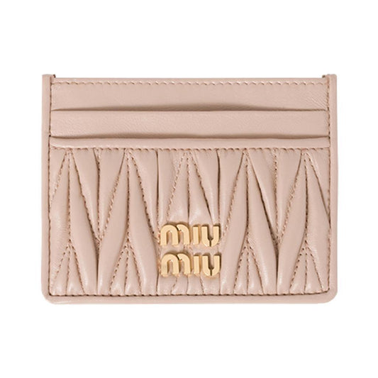 Miu Miu Matelassé Nappa Leather Card HolderAccessoriesMiu MiuDPUS Designer Outlet1541268144828050242537705NudeMiu Miu Matelassé Nappa Leather Card Holder