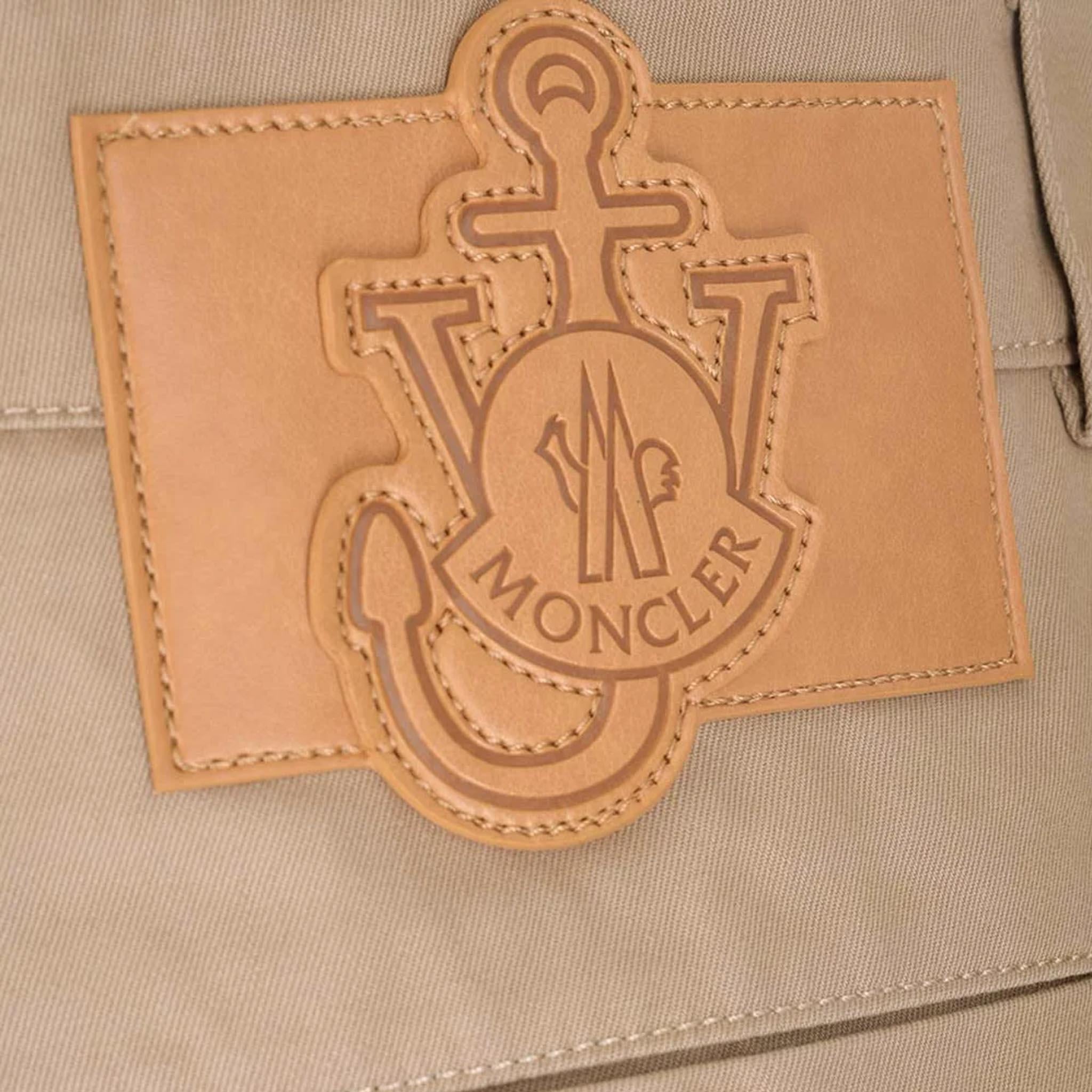 Moncler Genius X JW Anderson Flower Patch ShortsMonclerDPUS Designer Outlet20300121213805387511058138Moncler Genius X JW Anderson Flower Patch Shorts