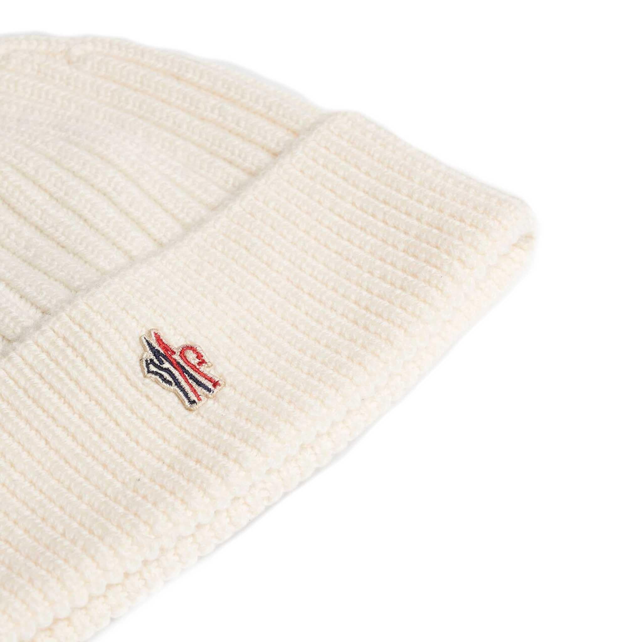 Moncler Grenoble Beanie in WhiteMonclerDPUS Designer Outlet203000889038053813298081UNIMoncler Grenoble Beanie in White
