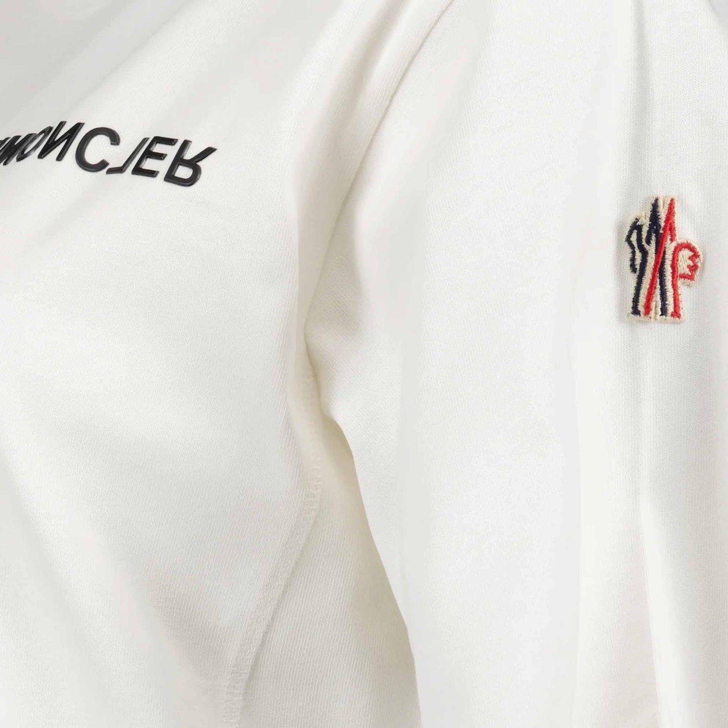 Moncler Grenoble Women's Logo T-Shirt in WhiteMonclerDPUS Designer Outlet203001213978055724277506XSMoncler Grenoble Women's Logo T-Shirt in White