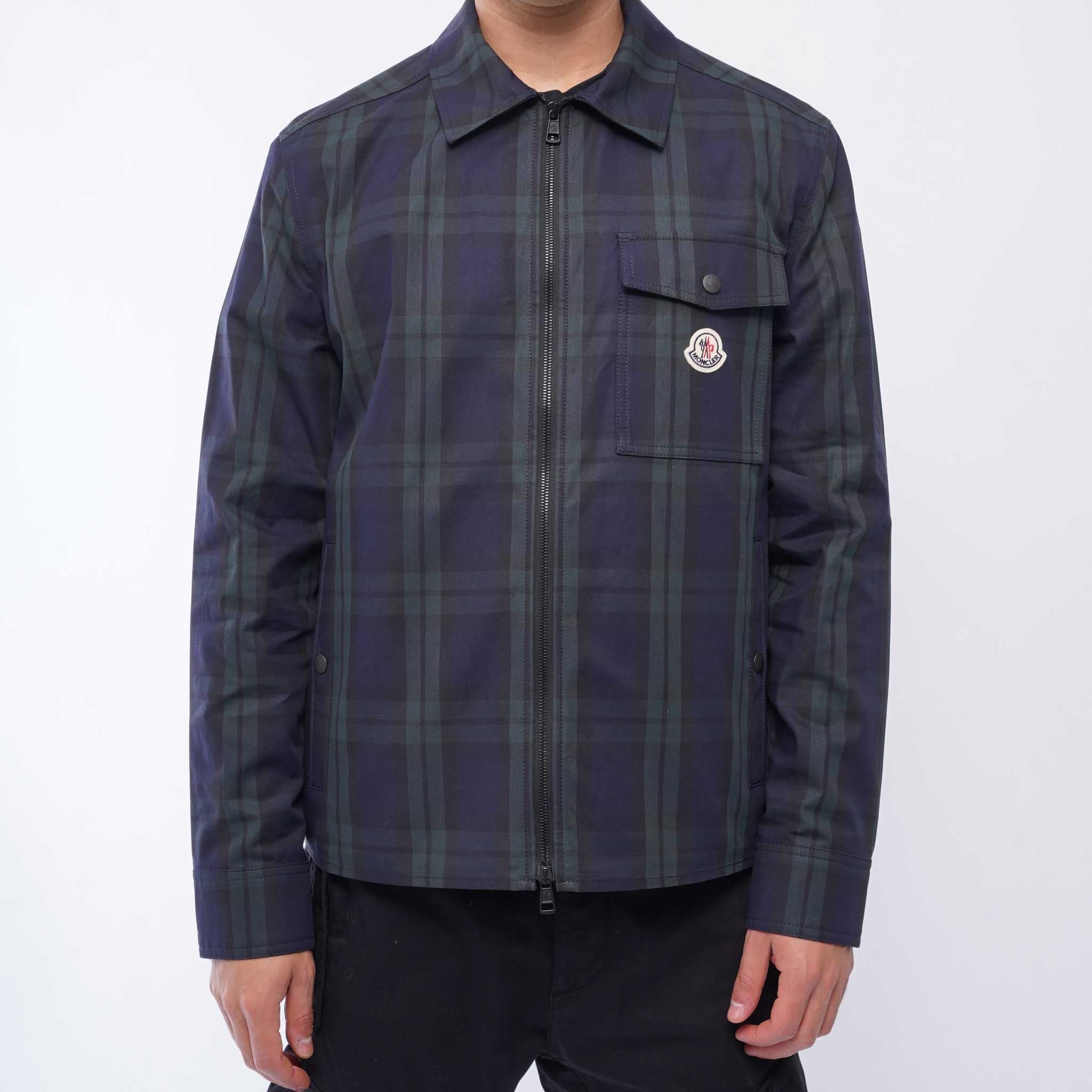 Moncler Men's Checked Overshirt in Navy/ GreenOvershirtMonclerDPUS Designer Outlet203001212428050592819995SMoncler Men's Checked Overshirt in Navy/ Green