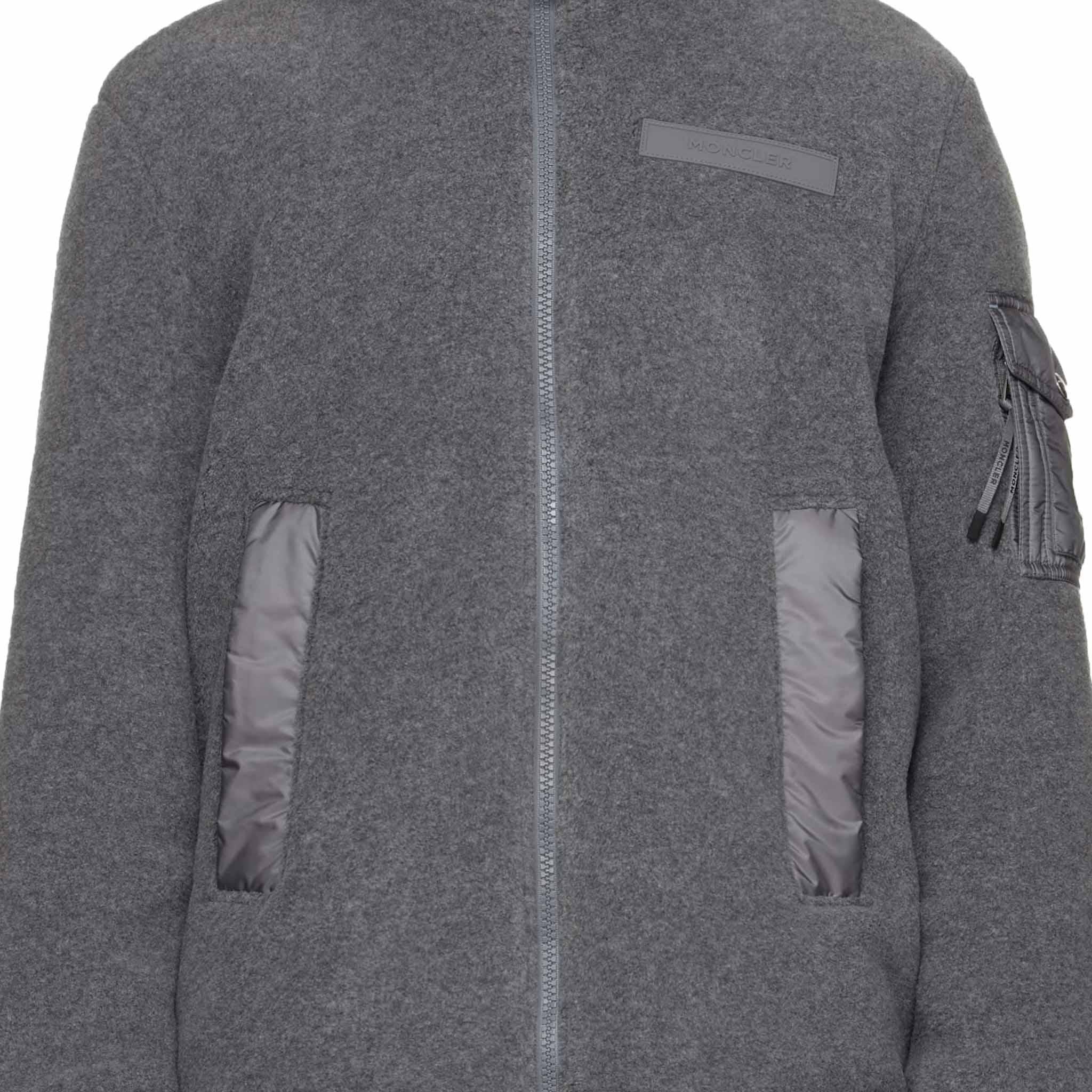 Moncler Men's Full Zip Fleece in GreyMonclerDPUS Designer Outlet203001214628053813120825SMoncler Men's Full Zip Fleece in Grey