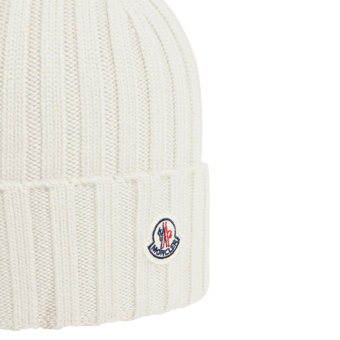 Moncler Ribbed Beanie in WhiteHatsMonclerDPUS Designer Outlet8050592606601UNIMoncler Ribbed Beanie in White
