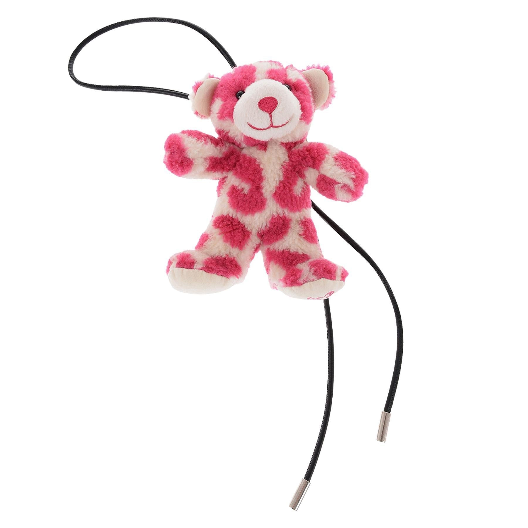 Moncler Teddy CharmMonclerDPUS Designer Outlet203001213958053875150709Moncler Teddy Charm