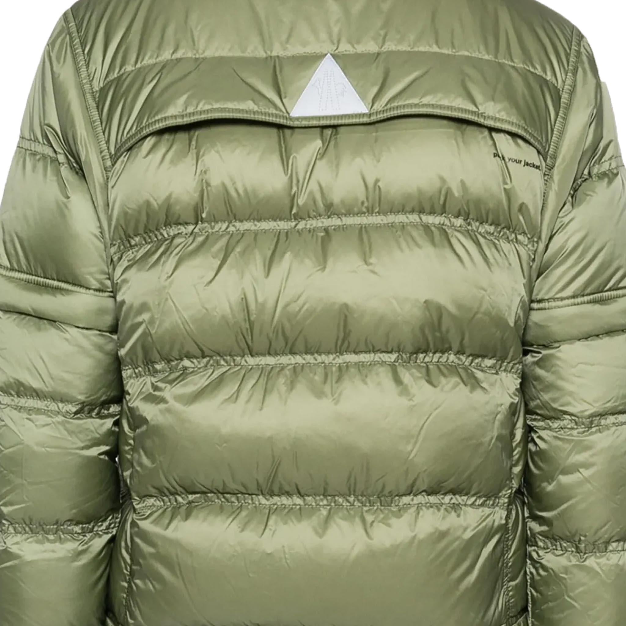 Moncler Women's Grenoble Mauduit Short Down Jacket in GreenCoats & JacketsMonclerDPUS Designer Outlet2030012108880505925013570Moncler Women's Grenoble Mauduit Short Down Jacket in Green