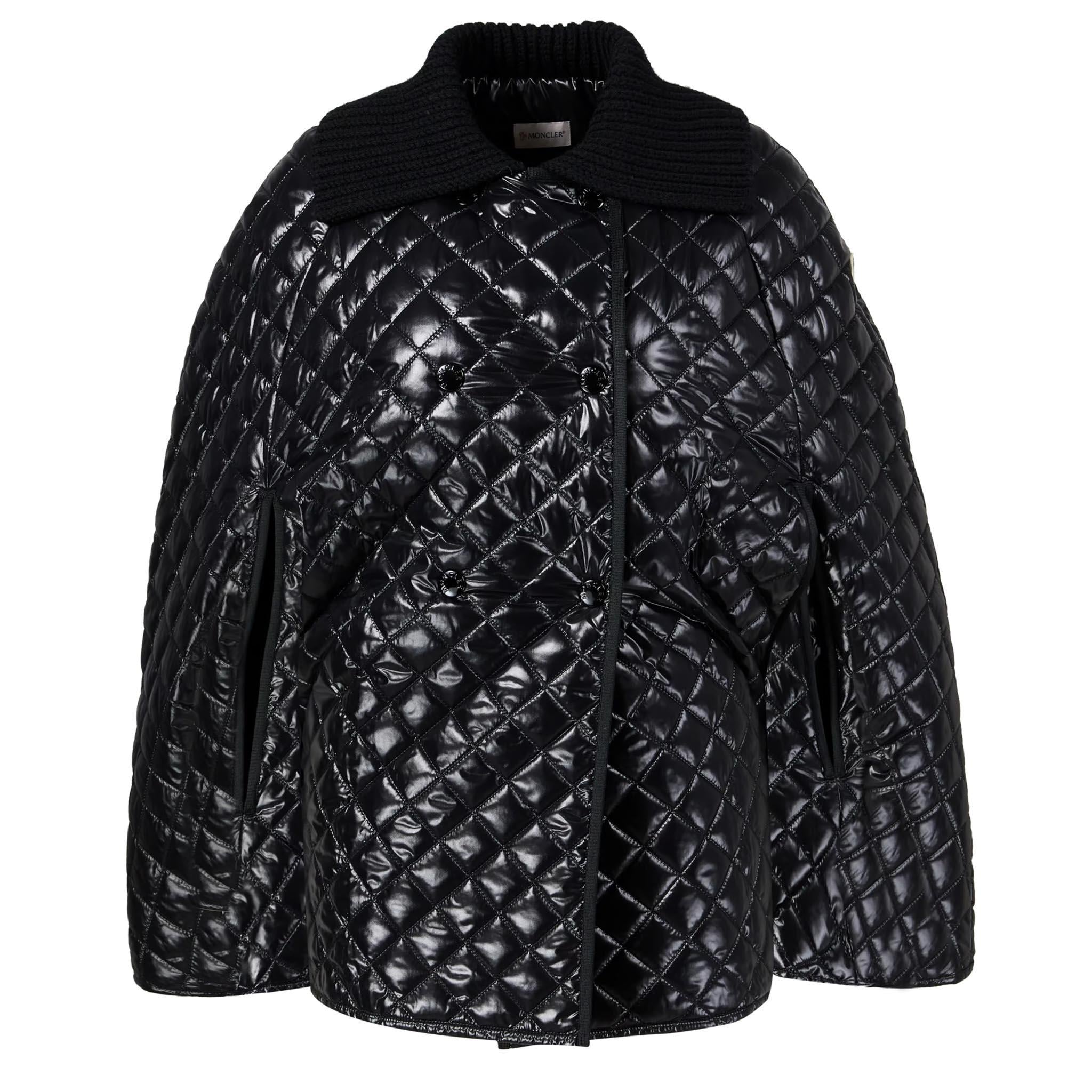 Moncler Women's Mantella Quilted Poncho in BlackCoats & JacketsMonclerDPUS Designer Outlet2030012127880557247496451Moncler Women's Mantella Quilted Poncho in Black
