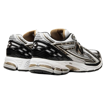 New Balance M1906 in Grey - BrownNew BaanceDPUS Designer Outlet19607123263841.5New Balance M1906 in Grey - Brown