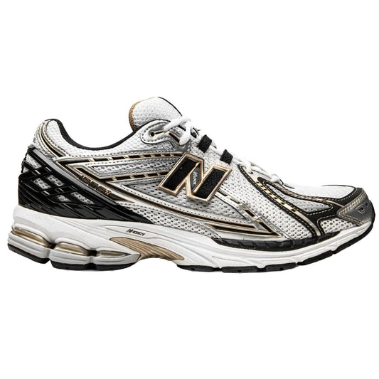 New Balance M1906 in Grey - BrownNew BaanceDPUS Designer Outlet19607123263841.5New Balance M1906 in Grey - Brown