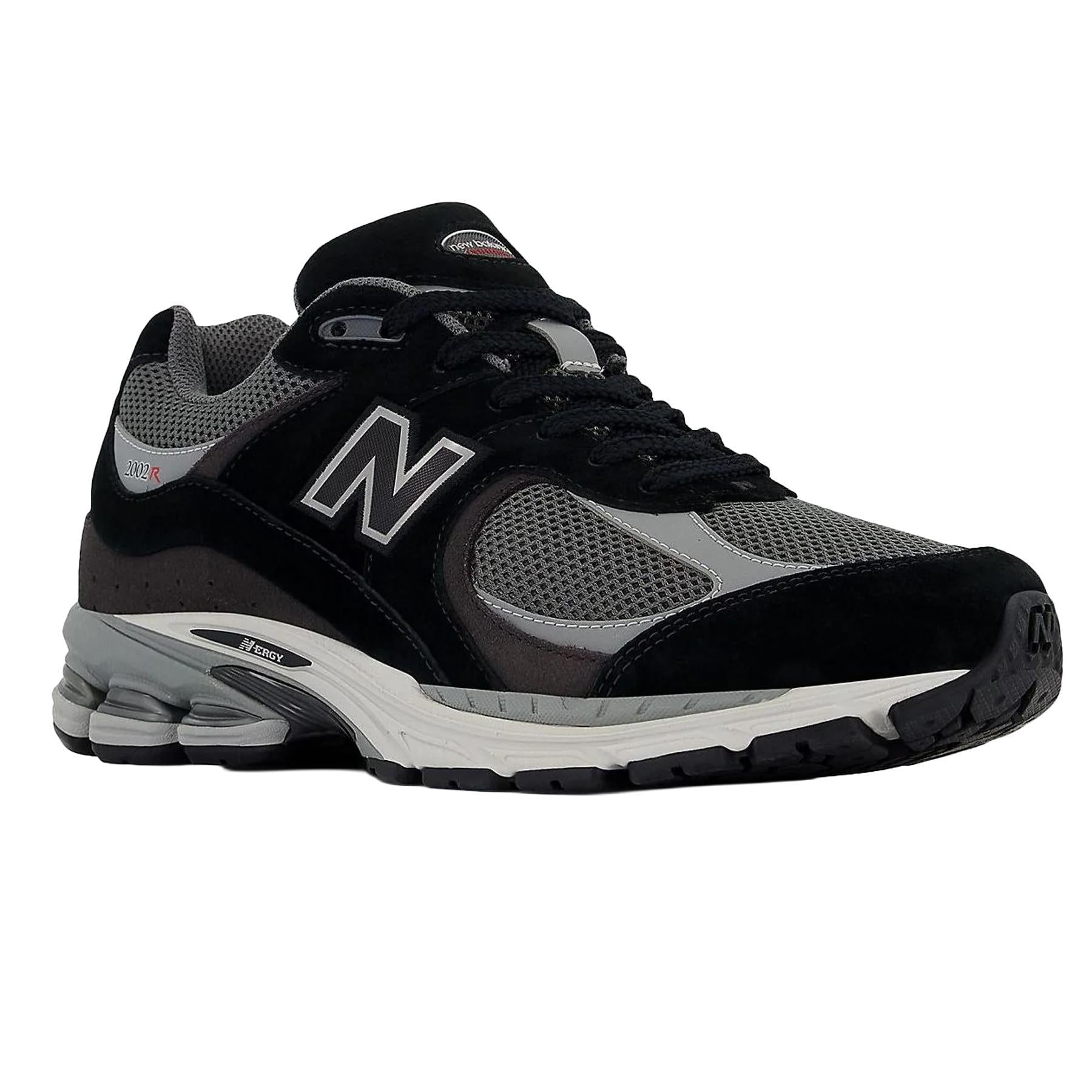 New Balance U2002 in Black - GreyNew BaanceDPUS Designer Outlet19868640441741.5New Balance U2002 in Black - Grey