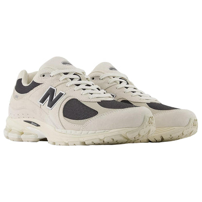 New Balance U2002 in Cream - BlackNew BaanceDPUS Designer Outlet19868640462241.5New Balance U2002 in Cream - Black