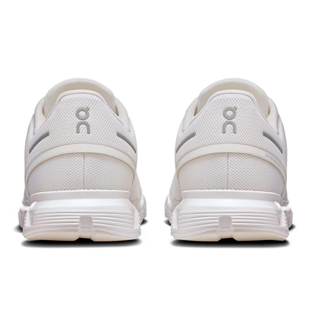 On Running Cloud 6 in White - WhiteShoesOn RunningDPUS Designer Outlet761553719338042On Running Cloud 6 in White - White