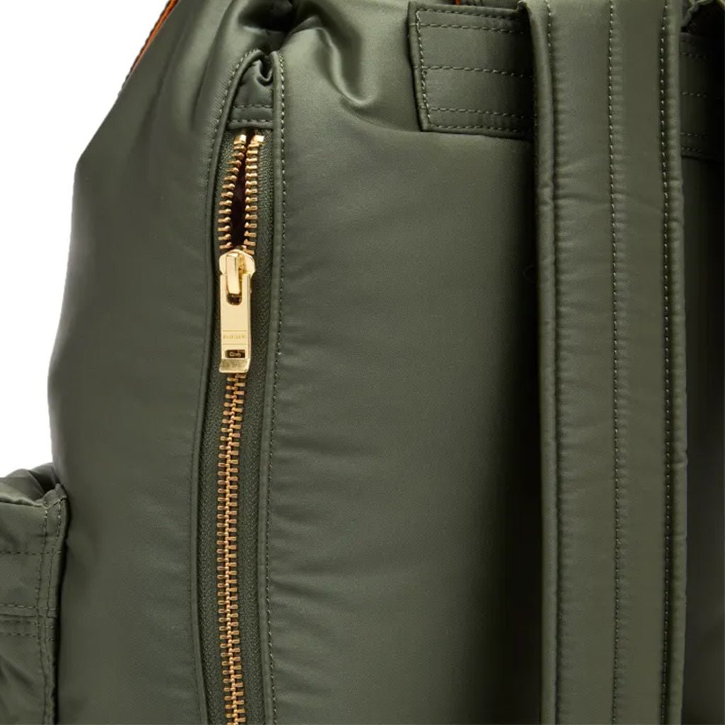 Porter Yoshida & Co Tanker Back PackBagsPorter Yoshida & CoDPUS Designer Outlet622-79312-304582749447415OlivePorter Yoshida & Co Tanker Back Pack