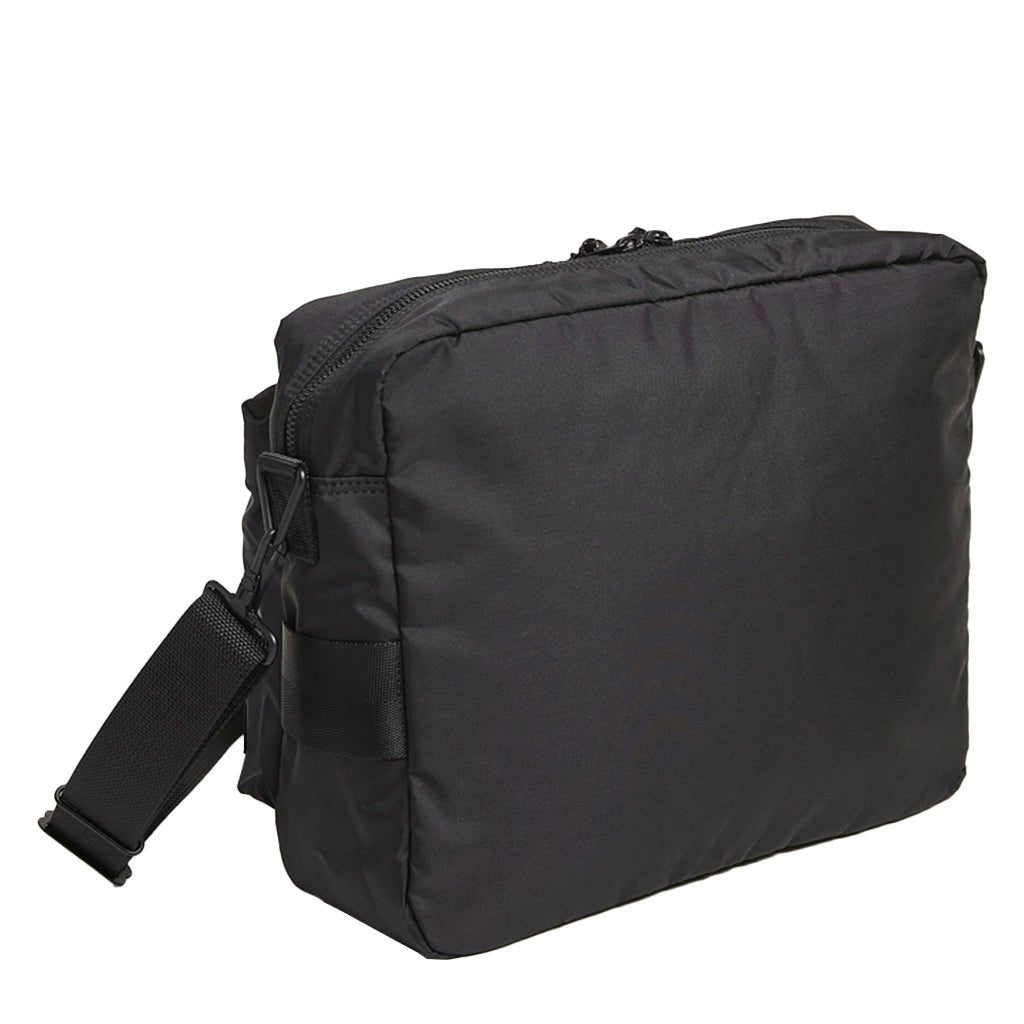 Porter Yoshida & Co Tanker Shoulder Bag "L"BagsPorter Yoshida & CoDPUS Designer Outlet622-78810-104582749447163BlackPorter Yoshida & Co Tanker Shoulder Bag "L"