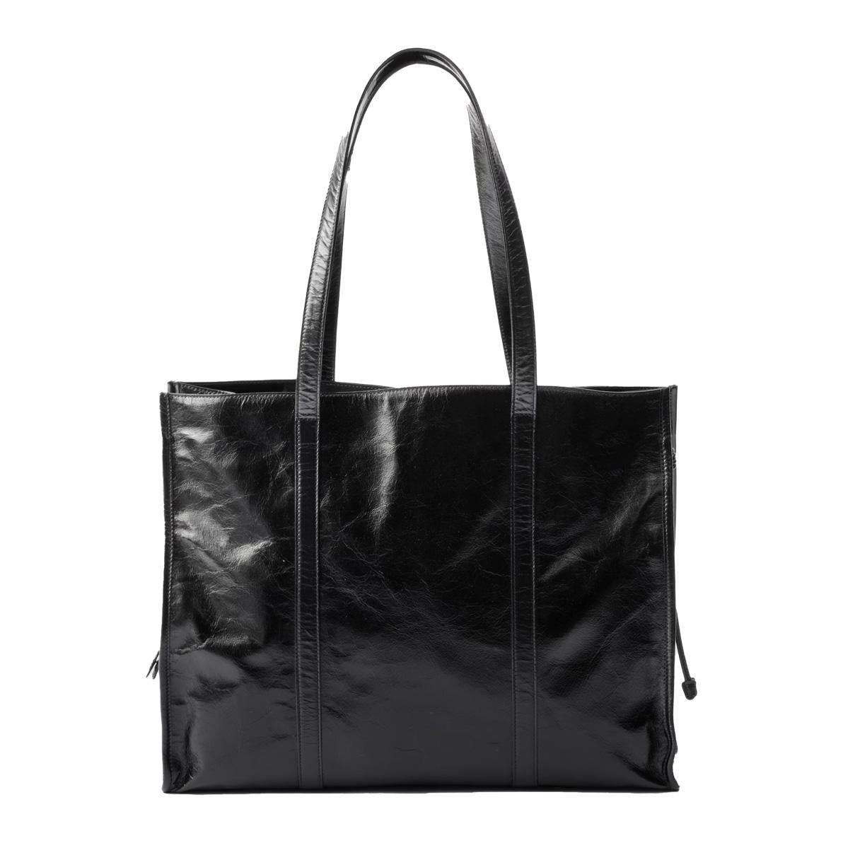 Prada Leather Shoulder Tote Bag in BlackBagsPradaDPUS Designer Outlet330522Prada Leather Shoulder Tote Bag in Black