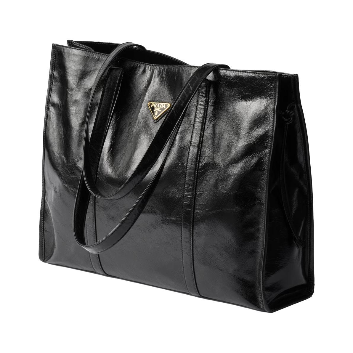 Prada Leather Shoulder Tote Bag in BlackBagsPradaDPUS Designer Outlet330522Prada Leather Shoulder Tote Bag in Black