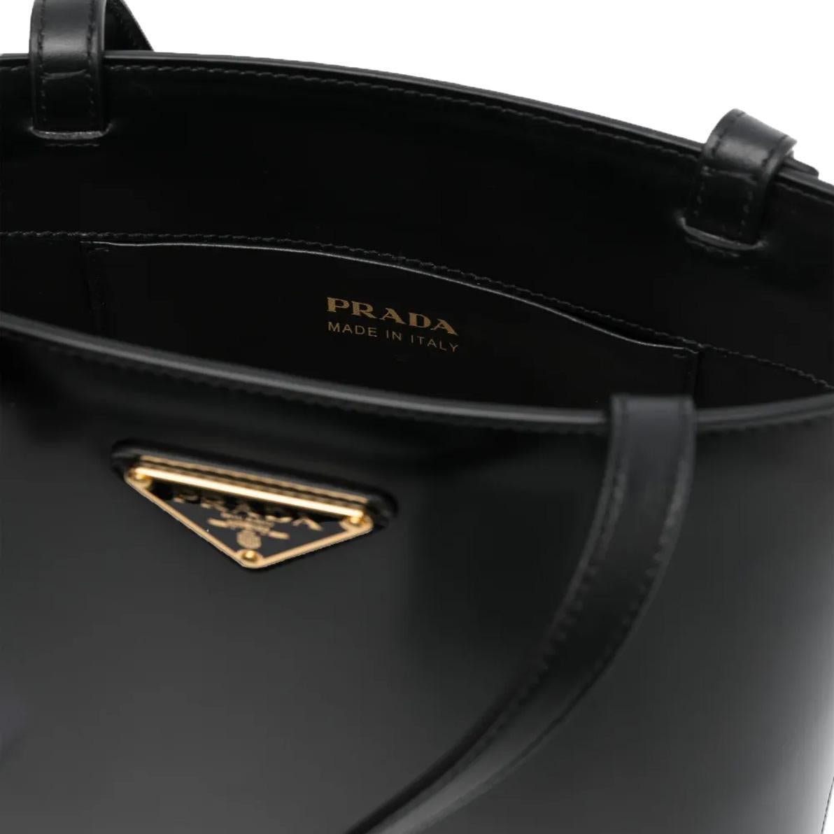 Prada Leather Tote Bag in BlackBagsPradaDPUS Designer Outlet330257Prada Leather Tote Bag in Black