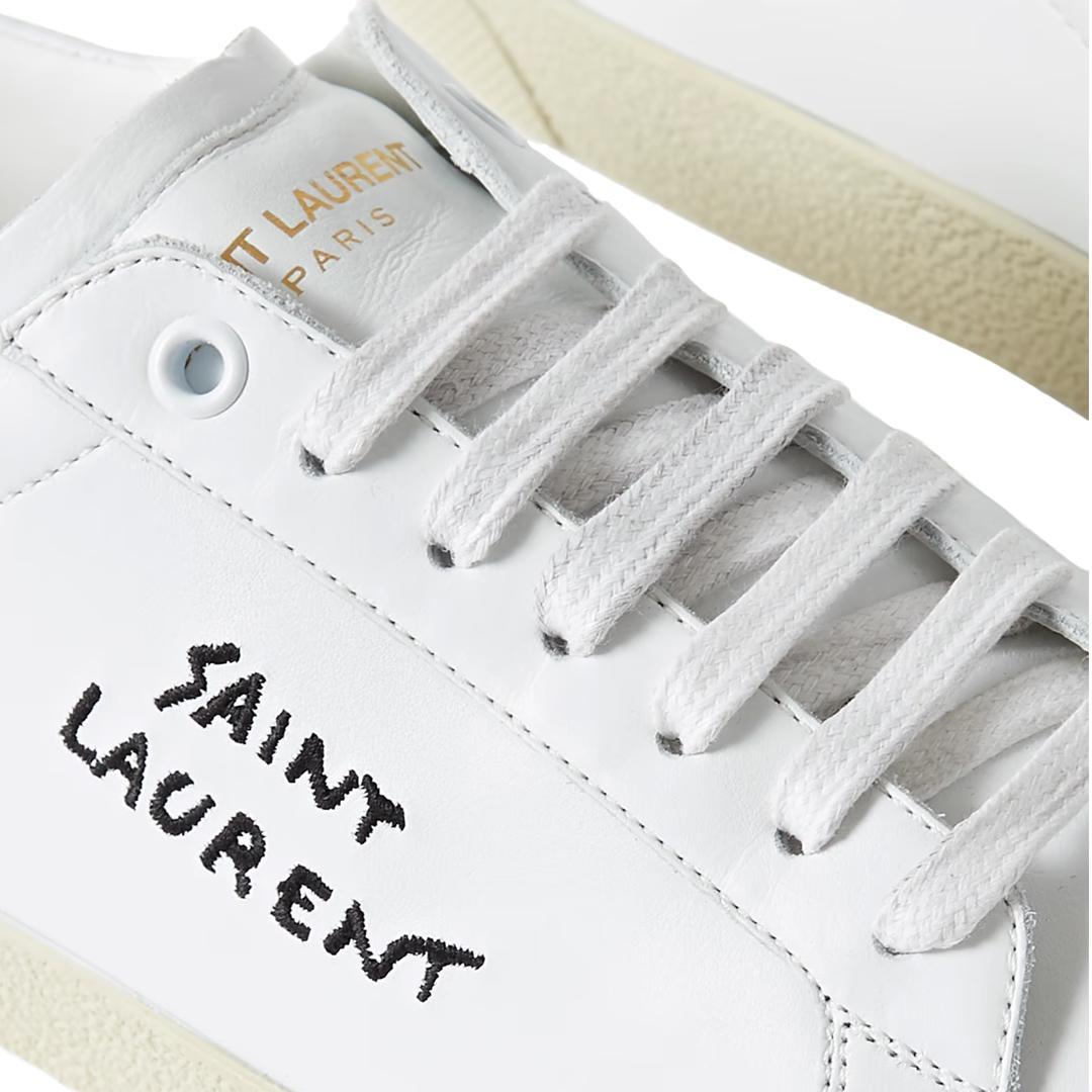 Saint Laurent SL - 06 Court Leather Sneakers in White & BlackSneakersSaint LaurentDPUS Designer OutletYSCOPC2023000018800002811183347941+Saint Laurent SL - 06 Court Leather Sneakers in White & Black