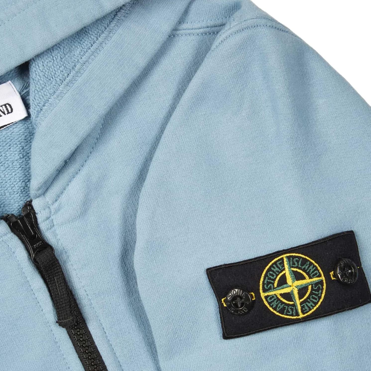 Stone Island Junior Cotton Fleece Zipped Hoodie in Dust BlueHoodies & Zip - UpsStone Island JuniorDPUS Designer Outlet8053813538835AGE 8Stone Island Junior Cotton Fleece Zipped Hoodie in Dust Blue