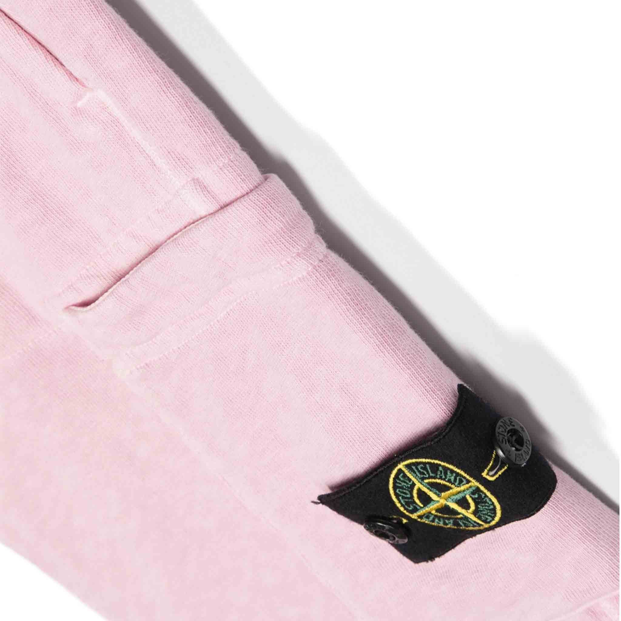 Stone Island Junior "Old Treatment" Cargo Sweatshorts in PinkShortsStone Island JuniorDPUS80525728778038Stone Island Junior "Old Treatment" Cargo Sweatshorts in Pink