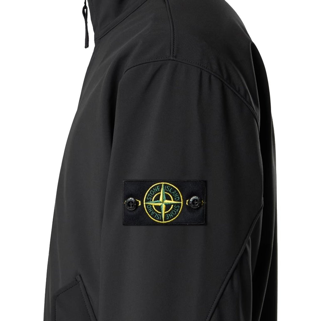 [Stone Island] Light Soft Shell - R E.Dye® Technology In Recycled Polyester JacketStone IslandDPUS Designer OutletBlackXS[Stone Island] Light Soft Shell - R E.Dye® Technology In Recycled Polyester Jacket