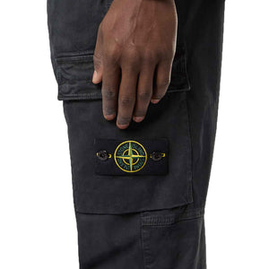 Stone Island 'Old' Effect Regular Tapered Cargo Pants in BlackTrousersStone IslandDPUS30Stone Island 'Old' Effect Regular Tapered Cargo Pants in Black