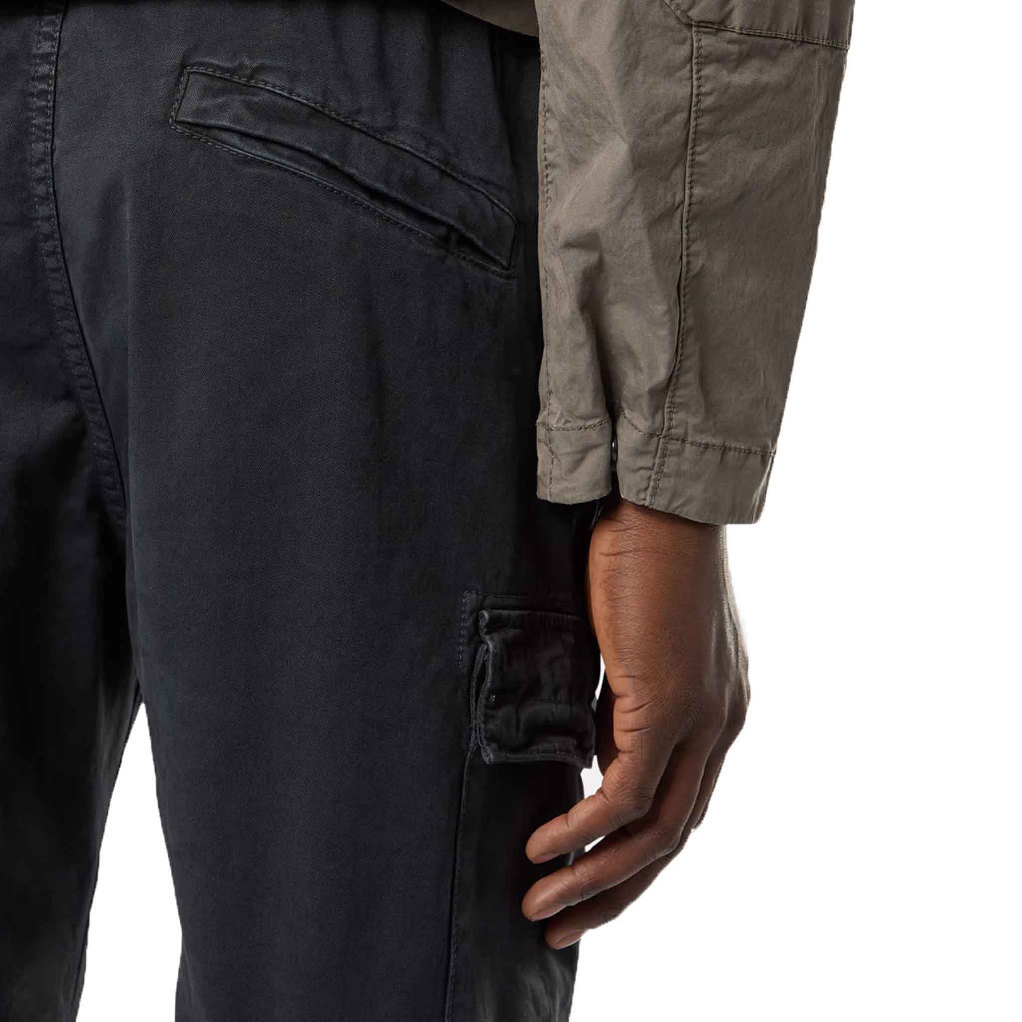 Stone Island 'Old' Effect Regular Tapered Cargo Pants in BlackTrousersStone IslandDPUS30Stone Island 'Old' Effect Regular Tapered Cargo Pants in Black