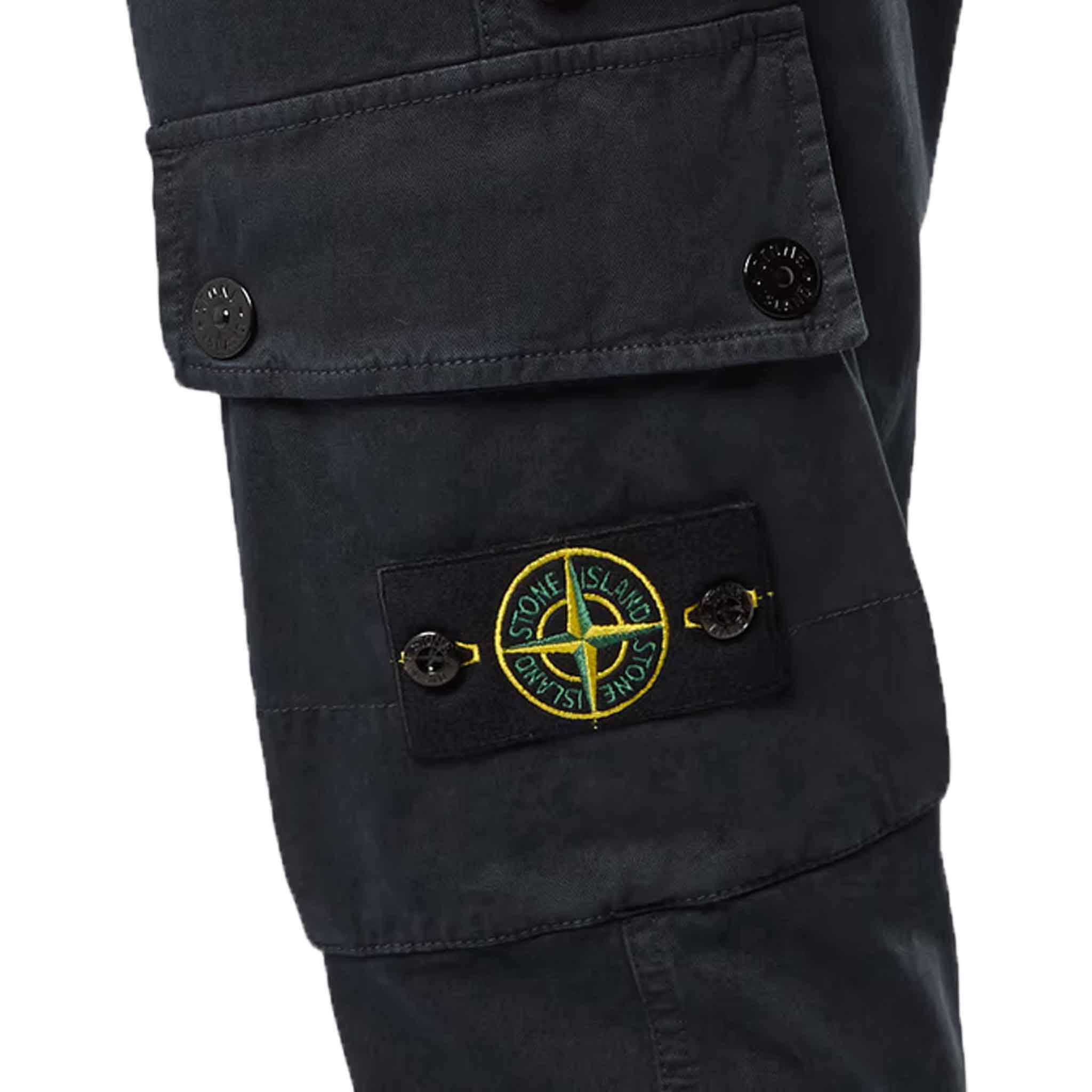 Stone Island 'Old' Effect Slim Fit Cargo Pants in Navy BlueTrousersStone IslandDPUS805624607331730Stone Island 'Old' Effect Slim Fit Cargo Pants in Navy Blue