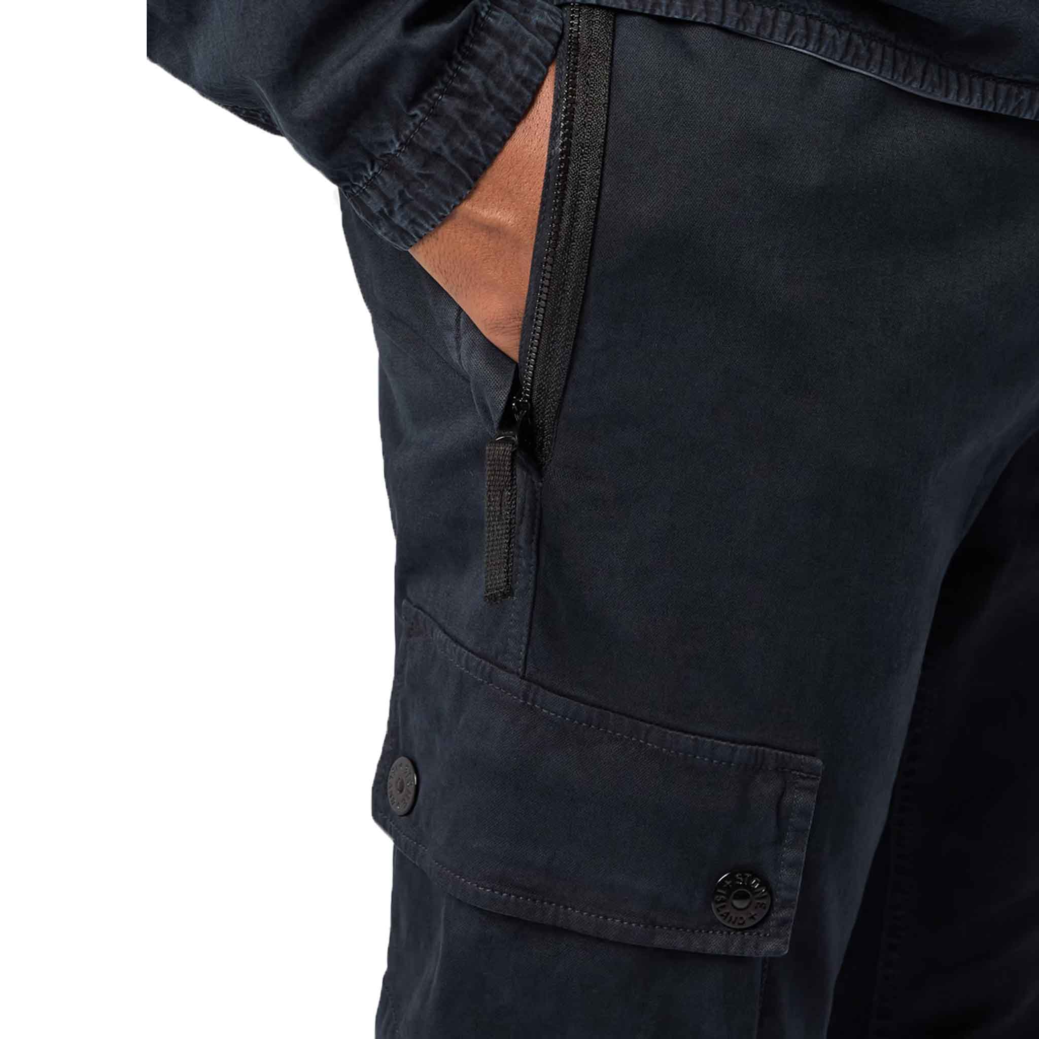 Stone Island 'Old' Effect Slim Fit Cargo Pants in Navy BlueTrousersStone IslandDPUS805624607331730Stone Island 'Old' Effect Slim Fit Cargo Pants in Navy Blue