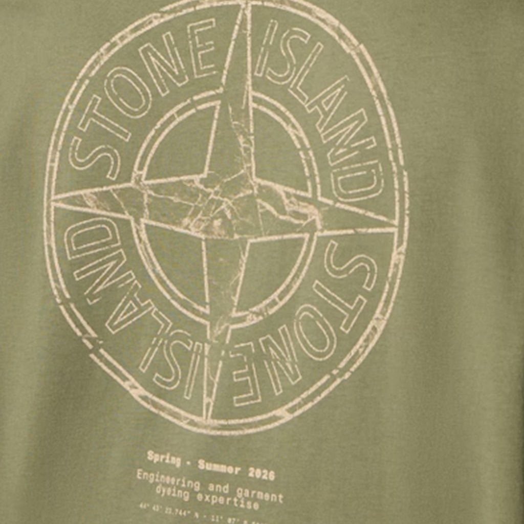 [Stone Island] Organic Cotton Jersey 'Stone' Print Garment Dyed T-ShirtT-ShirtStone IslandDPUS Designer OutletMilitary GreenS[Stone Island] Organic Cotton Jersey 'Stone' Print Garment Dyed T-Shirt