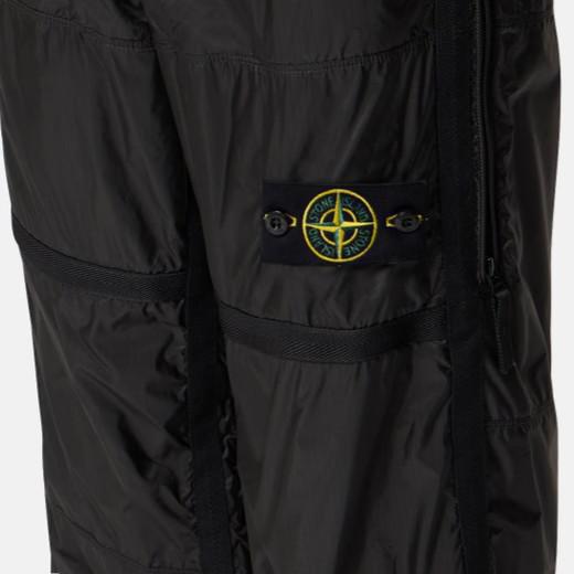 Stone Island Ripstop Light HT Nylon Loose Fit Joggers in Lead GreyTrousersStone IslandDPUS Designer Outlet805381346465330Stone Island Ripstop Light HT Nylon Loose Fit Joggers in Lead Grey