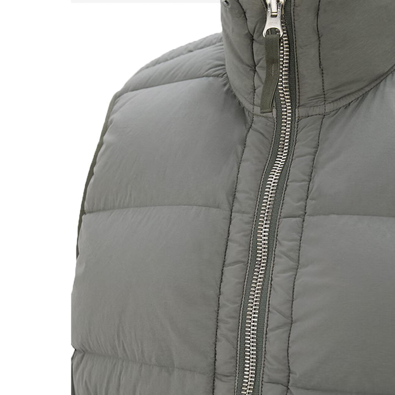 Stone Island Seamless Tunnel Nylon Down-TC Vest in Cement