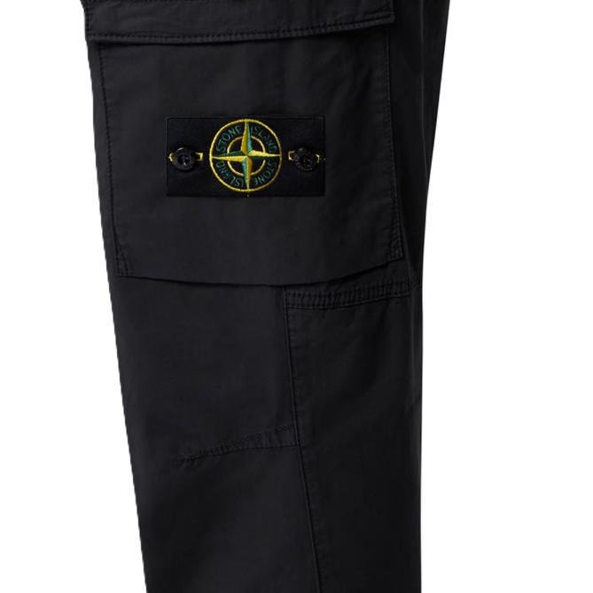 Stone Island Supima Cotton Cargo Trousers with Elasticated Cuffs in BlackTrousersStone IslandDPUS Designer Outlet805381346325028Stone Island Supima Cotton Cargo Trousers with Elasticated Cuffs in Black