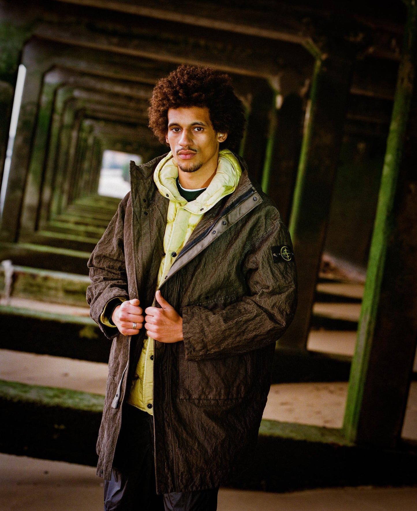 Stone Island Wrinkled Corduroy 500 - TC Hooded Parka with Detachable Down Lining in Military GreenCoats & JacketsStone IslandDPUS Designer Outlet8053813490959SStone Island Wrinkled Corduroy 500 - TC Hooded Parka with Detachable Down Lining in Military Green