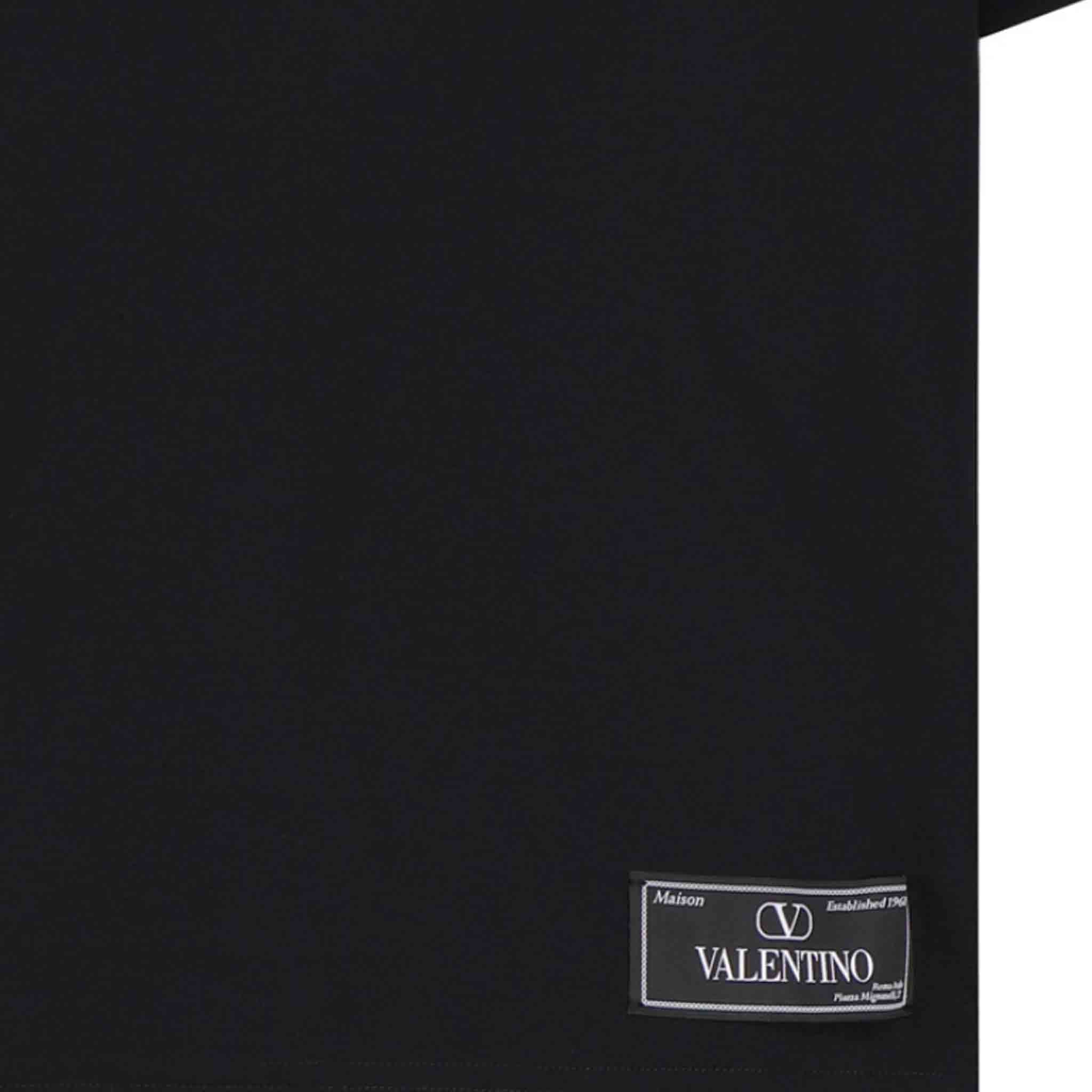 Valentino Maison Valentino Tailoring Label T-Shirt in BlackT-ShirtsValentinoDPUS8052962096357SValentino Maison Valentino Tailoring Label T-Shirt in Black