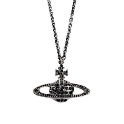 Vivienne Westwood Man. Bas Relief PendantJewelleryVivienne WestwoodDPUS Designer Outlet8050568298724Ruthenium JetVivienne Westwood Man. Bas Relief Pendant