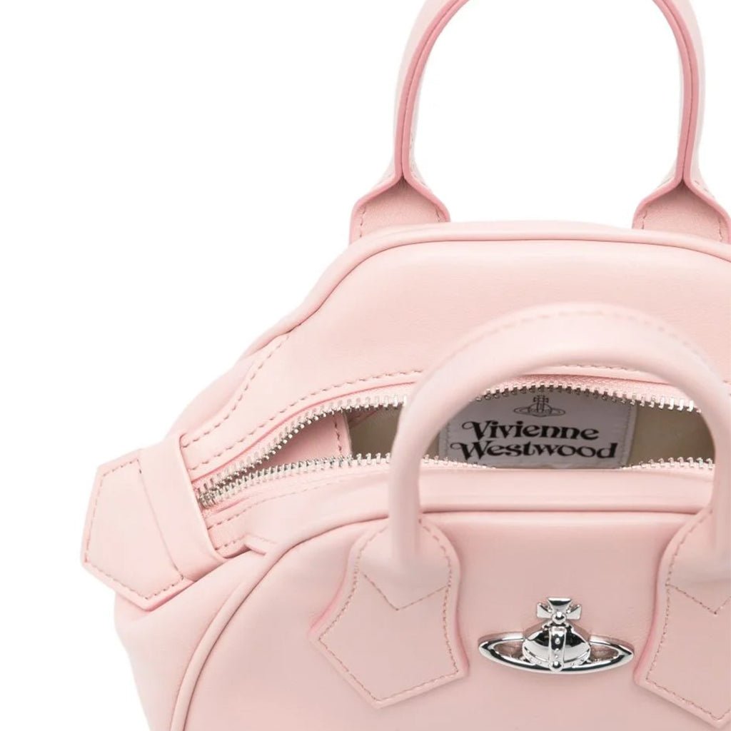 Vivienne Westwood Yasmine Medium BagBagsVivienne WestwoodDPUS Designer Outlet8053195380978BlackVivienne Westwood Yasmine Medium Bag