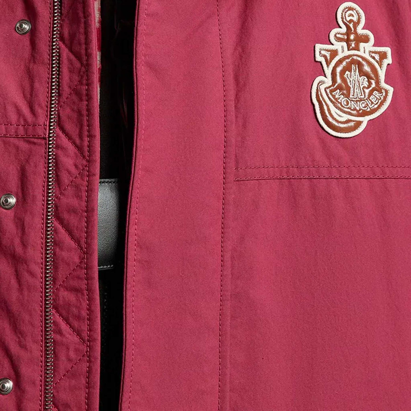 Women’s Pink Moncler Genius X JW Anderson Tryfan GiletMonclerDPUS Designer Outlet20300121066805387511956000Women’s Pink Moncler Genius X JW Anderson Tryfan Gilet