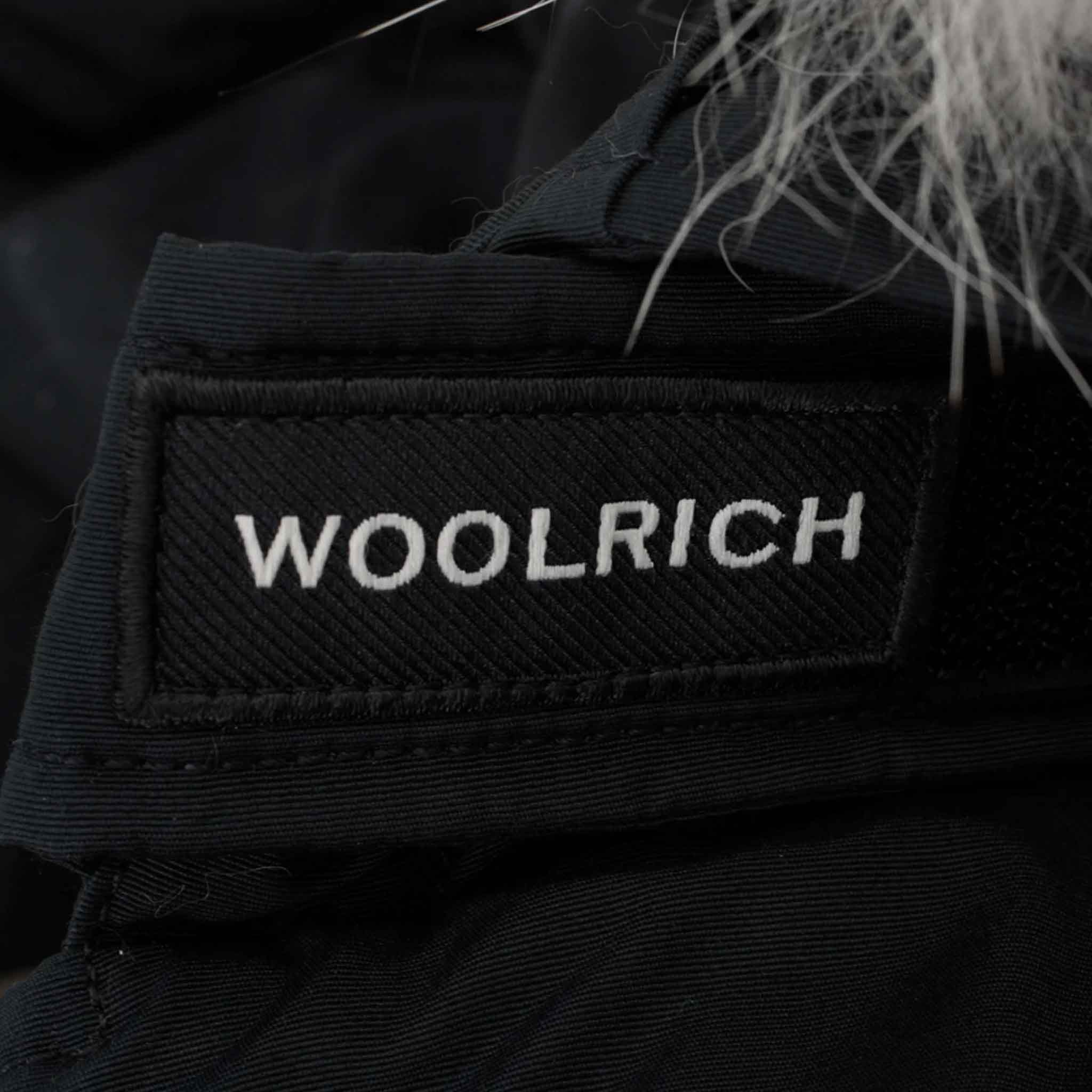 Woolrich Mens Arctic Detachable Fur Parka in BlackCoats & JacketsWoolrichDPUSSWoolrich Mens Arctic Detachable Fur Parka in Black