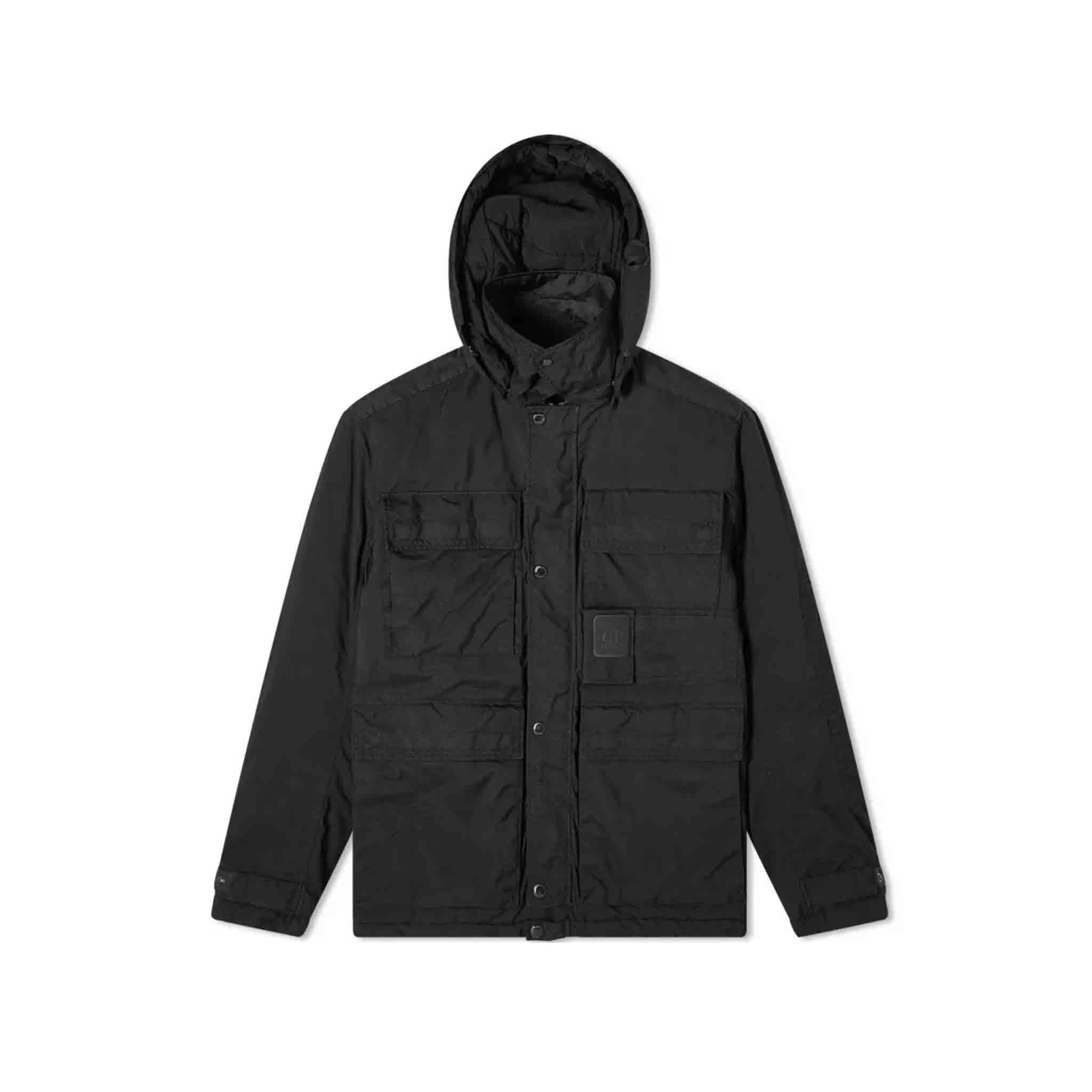 C.P. Company's classic Jacket combines a functional medium jacket style with the Metropolis Velcro, rubber badge on chest. . Fitted with an array of secure utility pockets, as well as full front zip and storm flap fastening. Detachable face mask. 