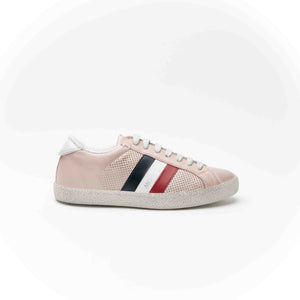 Crafted in a distressed pink leather to look worn, this style has a round toe and a heel tab. Classic tricolour on the perforated sides. Moncler logo on the tongue and navy tab at the back. 